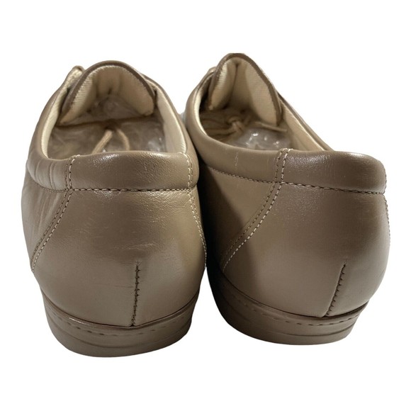 SAS Women's 8.5M Whisper Lace Up Shoes Bone Mocha Walking Tripad Comfort EUC - Picture 8 of 10